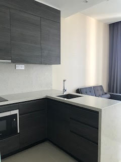 Brand New 1 bed condo unit available for sale in Asoke near to the BTS and MRT