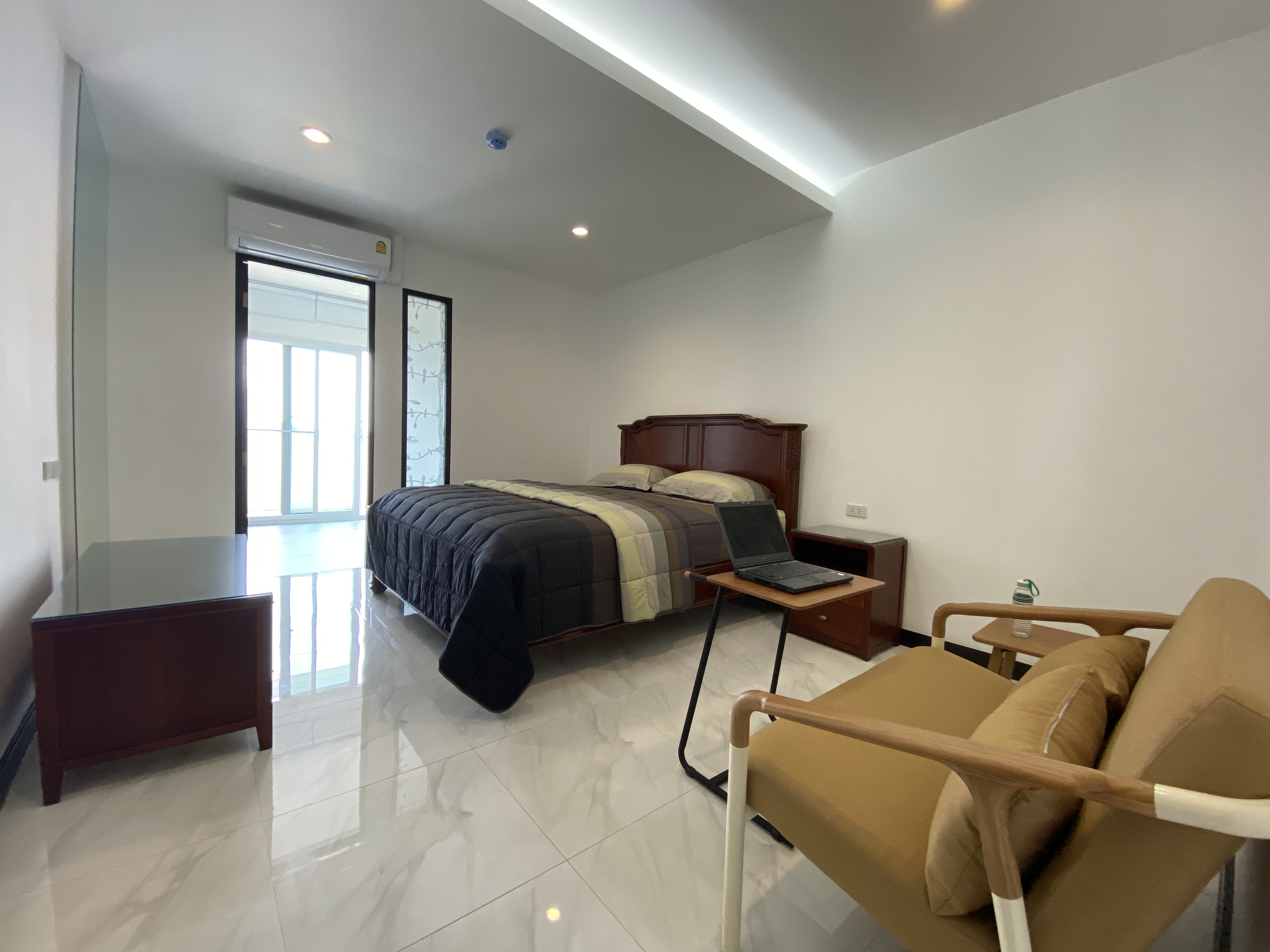 Stunning 3 bed Penthouse for 45,000 Baht built in 2021