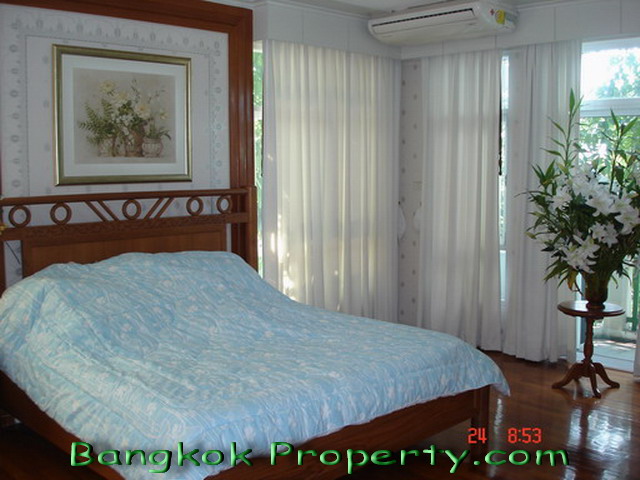 Bangkapi.  3 Bedrooms House To Buy. 330sqm (id:201)