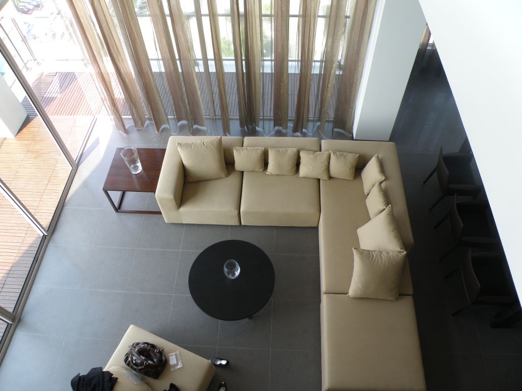 Yennakart.  4 Bedrooms Condo / Apartment For Rent. 305sqm (id:2381)