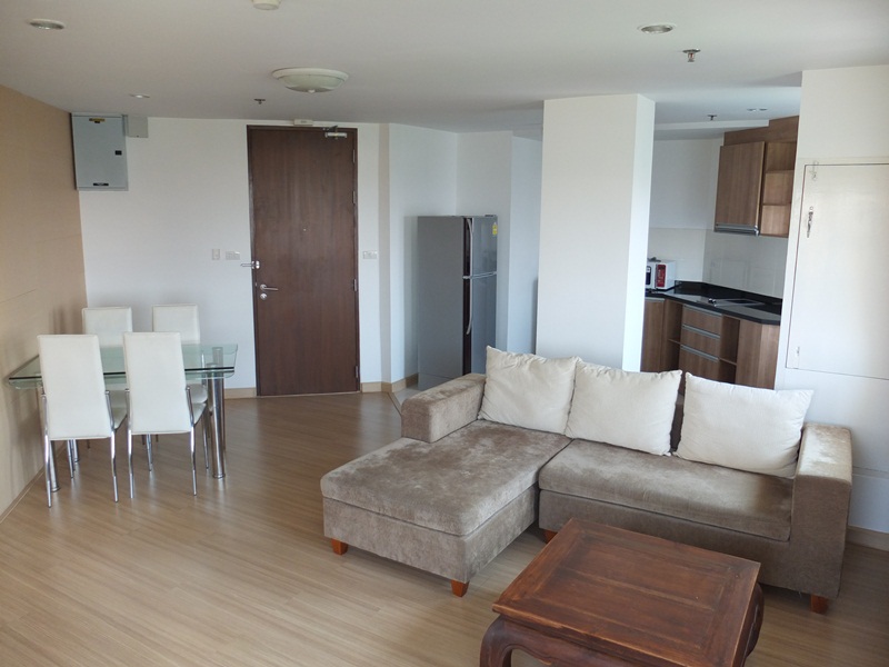 Sukhumvit.  1 Bedroom Condo / Apartment For Rent. 80sqm (id:2478)