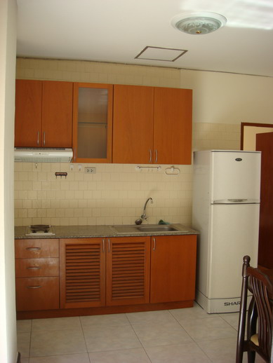 Sukhumvit.  1 Bedroom Condo / Apartment For Rent. 70sqm (id:2480)