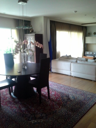 Sukhumvit.  3 Bedrooms Condo / Apartment To Buy. 300sqm (id:2486)