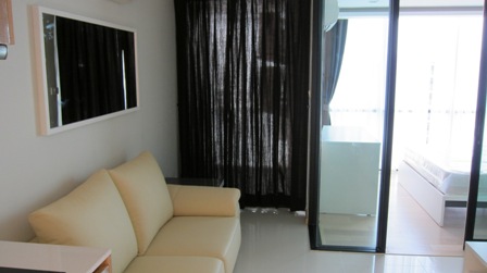 Ruamrudee.  1 Bedroom Condo / Apartment For Rent. 32sqm (id:2504)