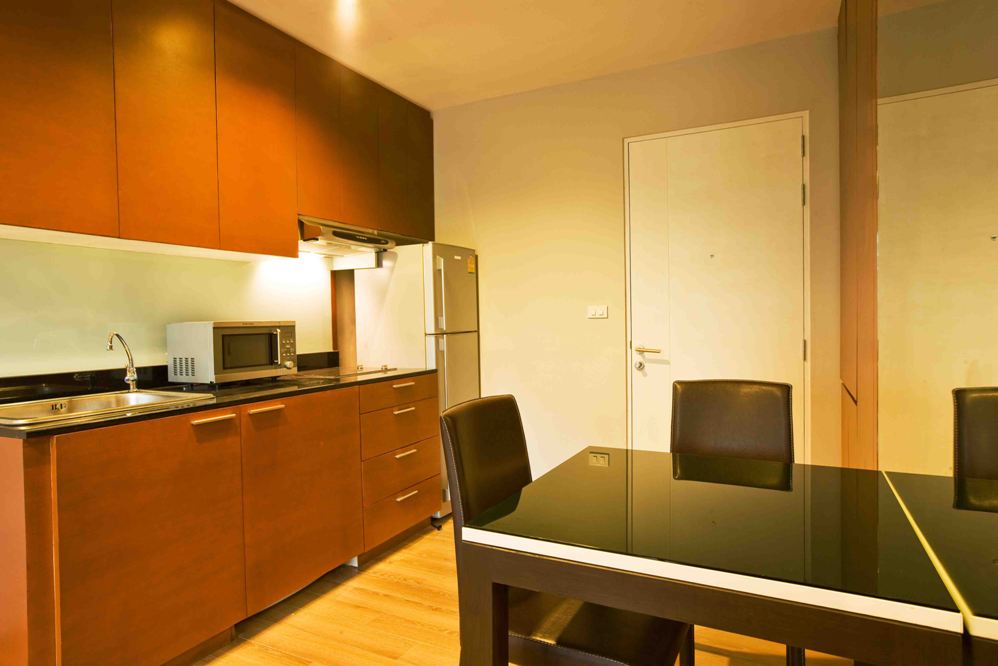 Sukhumvit.  1 Bedroom Condo / Apartment To Buy. 44sqm (id:2508)