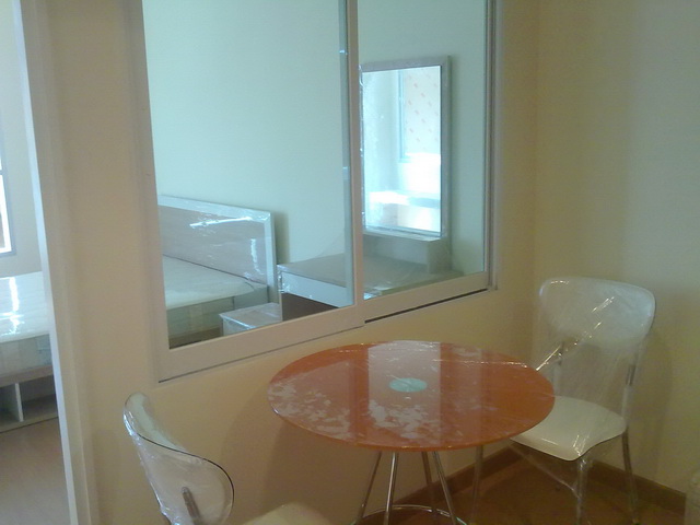 Sukhumvit.  1 Bedroom Condo / Apartment For Rent. 42sqm (id:2523)