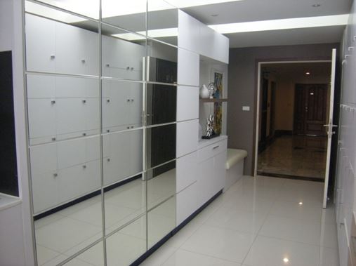 Sukhumvit.  1 Bedroom Condo / Apartment For Rent. 150sqm (id:2545)