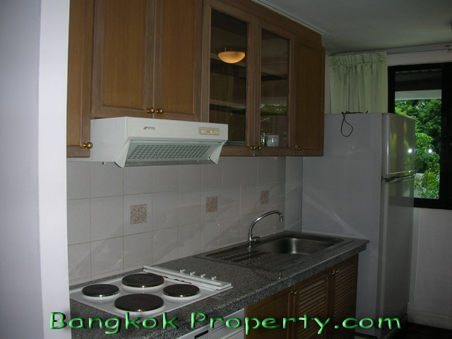 Sukhumvit.  2 Bedrooms Condo / Apartment For Rent. 155sqm (id:246)