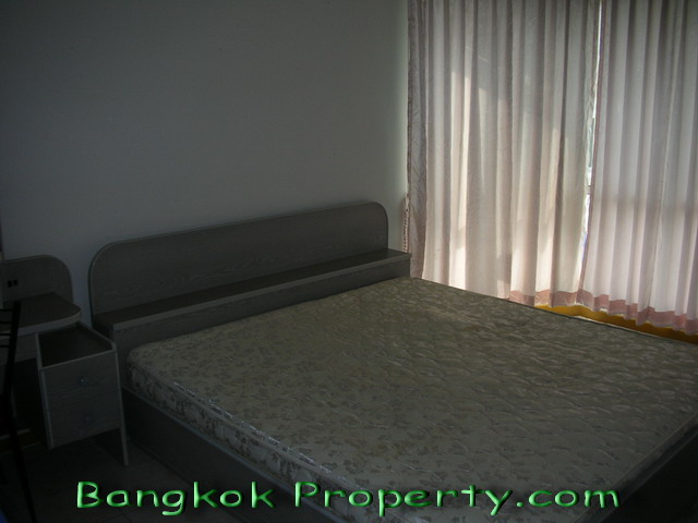 Sukhumvit.  1 Bedroom Condo / Apartment For Rent. 65sqm (id:311)