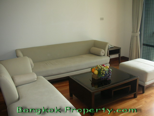 Wireless Road.  3 Bedrooms Condo / Apartment For Rent. 178sqm (id:388)