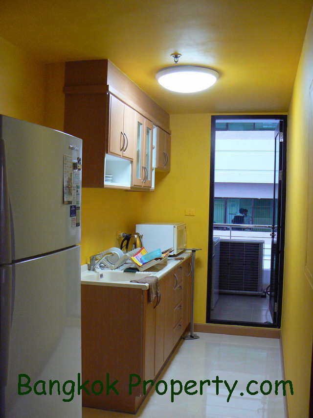 Sukhumvit.  2 Bedrooms Condo / Apartment For Rent. 78sqm (id:42)