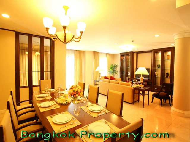 Bangna.  4 Bedrooms Condo / Apartment For Rent. 220sqm (id:353)