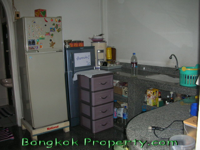 Charansanitwong.  3 Bedrooms Townhouse To Buy. 108sqm (id:441)