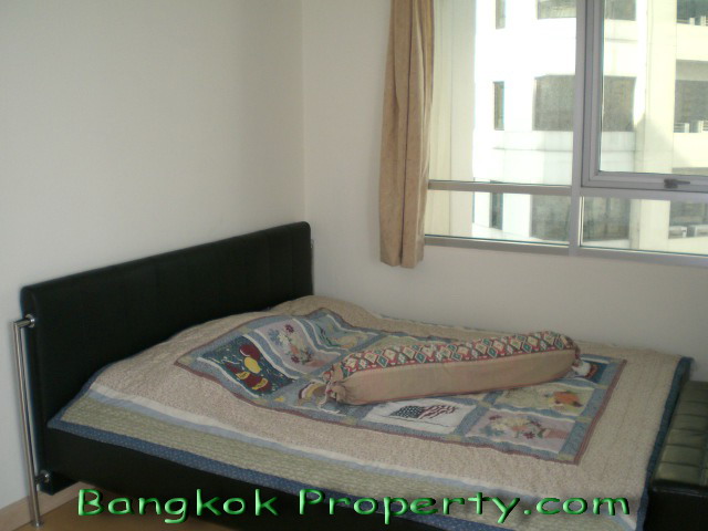 Petchburi.  1 Bedroom Condo / Apartment To Buy. 68sqm (id:490)
