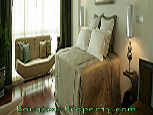 Sukhumvit.  3 Bedrooms Condo / Apartment To Buy. 376sqm (id:577)