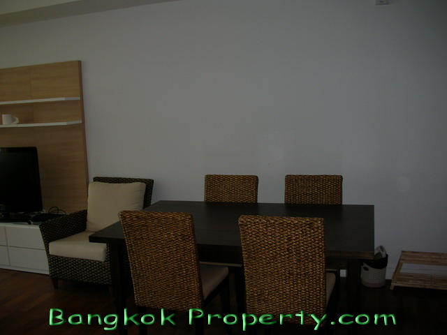 Sukhumvit.  2 Bedrooms Condo / Apartment To Buy. 98sqm (id:220)