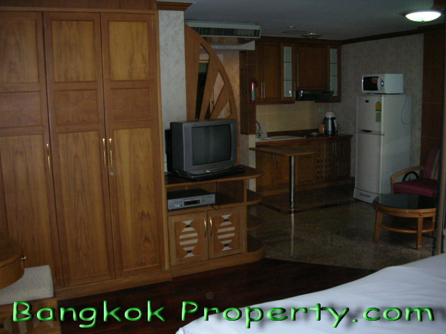 Sukhumvit.  Apartment For Rent. 40sqm (id:668)