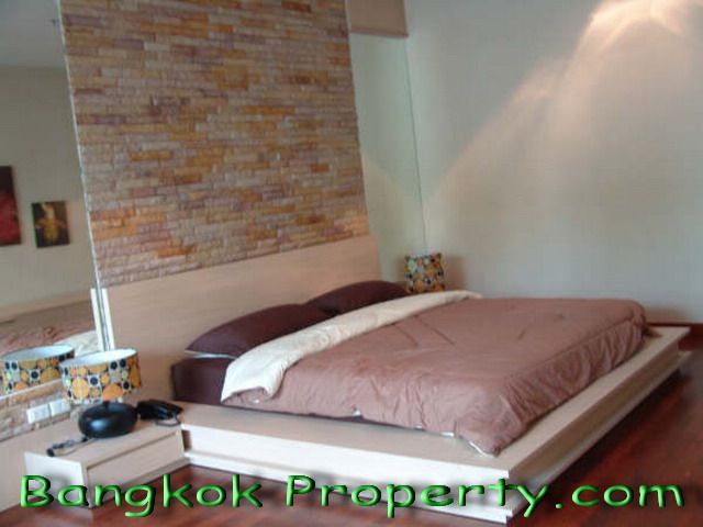 Sukhumvit.  2 Bedrooms Condo / Apartment To Buy. 144sqm (id:710)