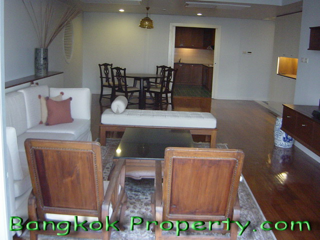Wireless Road.  2 Bedrooms Condo / Apartment For Rent. 138sqm (id:785)