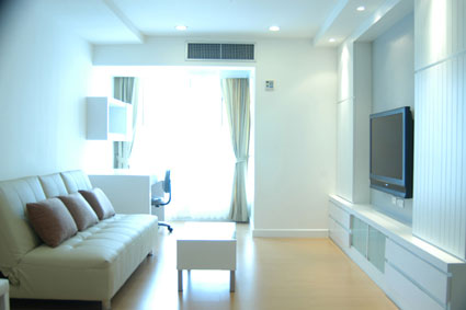 Sukhumvit.  1 Bedroom Condo / Apartment For Rent. 65sqm (id:807)