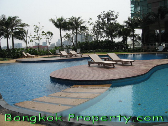 Charoenkrung.  1 Bedroom Condo / Apartment For Rent. 63sqm (id:834)