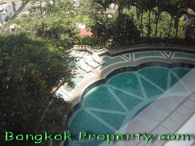 Wireless Road.  2 Bedrooms Condo / Apartment For Rent. 138sqm (id:784)