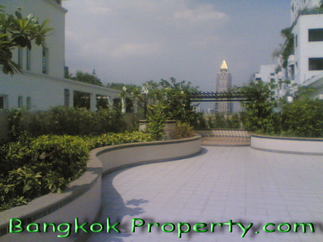 Silom.  1 Bedroom Condo / Apartment To Buy. 44sqm (id:1013)