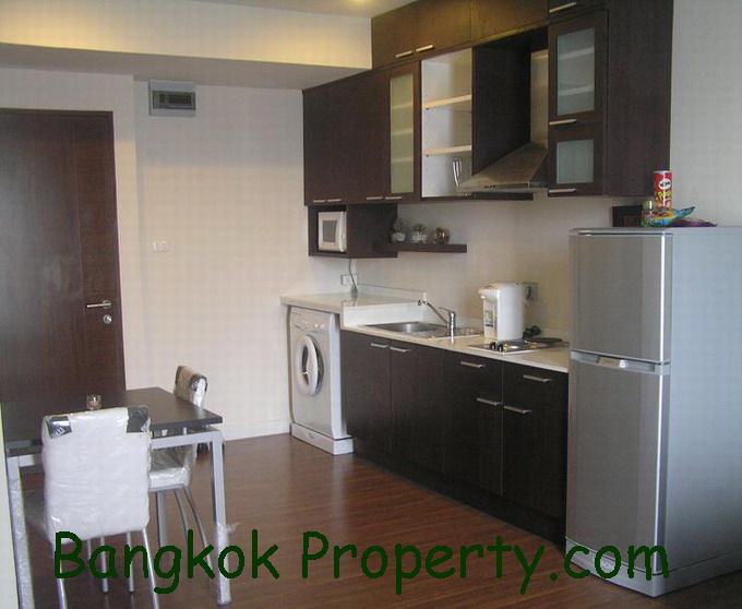 Sukhumvit.  1 Bedroom Condo / Apartment For Rent. 72sqm (id:1076)