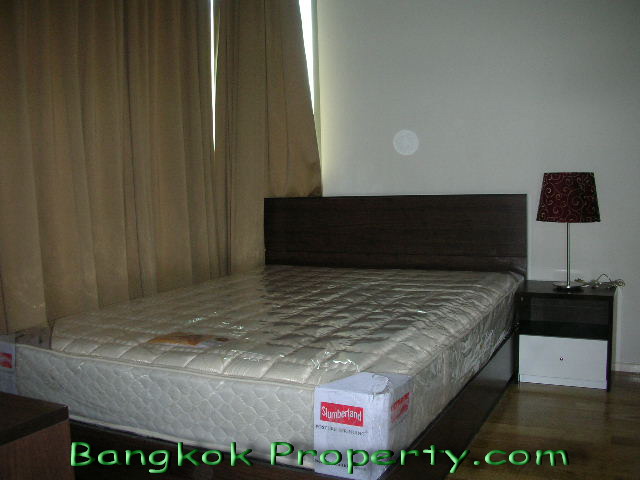 Sukhumvit.  3 Bedrooms Condo / Apartment For Rent. 150sqm (id:61)