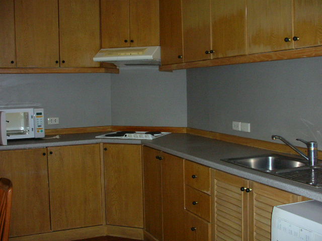 Sukhumvit.  2 Bedrooms Condo / Apartment For Rent. 80sqm (id:572)