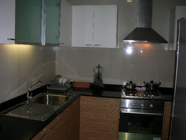 Sukhumvit.  2 Bedrooms Condo / Apartment For Rent. 160sqm (id:1287)