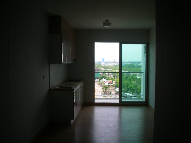 Sukhumvit.  2 Bedrooms Condo / Apartment To Buy. 66sqm (id:1347)