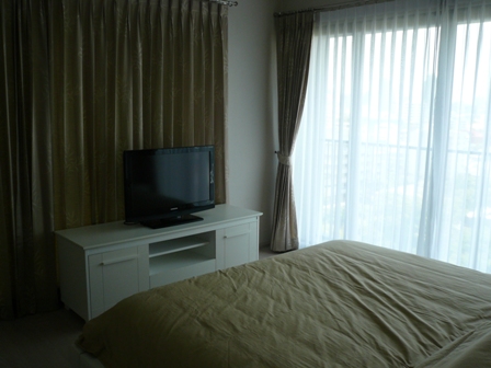 2 Bedrooms Condo / Apartment For Rent. 80sqm (id:1585)