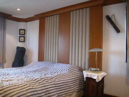 Sathorn.  5 Bedrooms Condo / Apartment To Buy. 422sqm (id:1595)