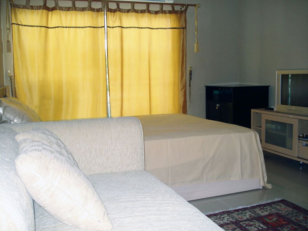 Ratchapruek.  1 Bedroom Condo / Apartment To Buy. 33sqm (id:1661)