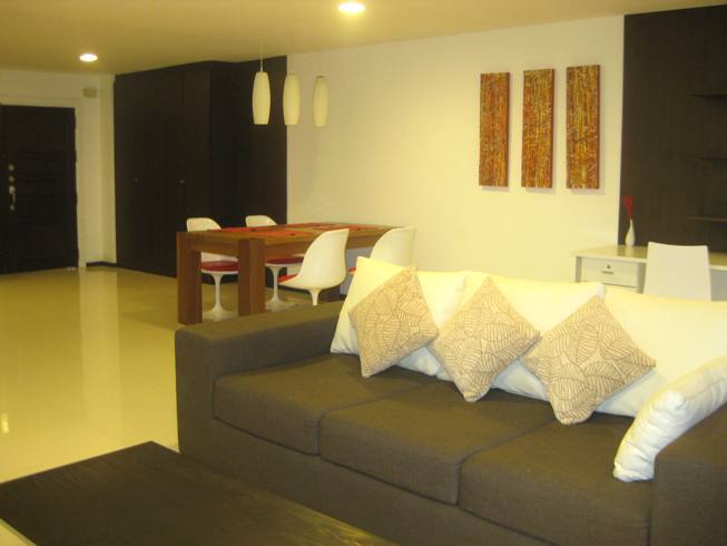 Sukhumvit.  2 Bedrooms Condo / Apartment For Rent. 123sqm (id:1701)
