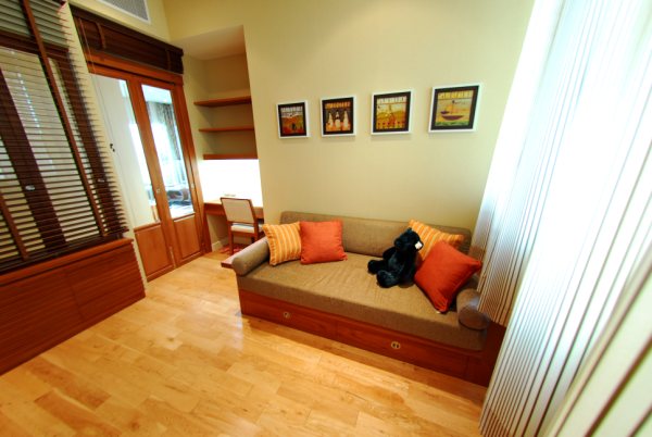 Sukhumvit.  3 Bedrooms Condo / Apartment For Rent. 128sqm (id:1709)