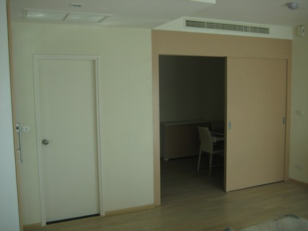 Sukhumvit.  1 Bedroom Condo / Apartment For Rent. 40sqm (id:1770)