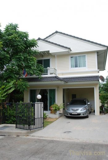 Bang-Na.  3 Bedrooms House For Rent. 200sqm (id:1784)