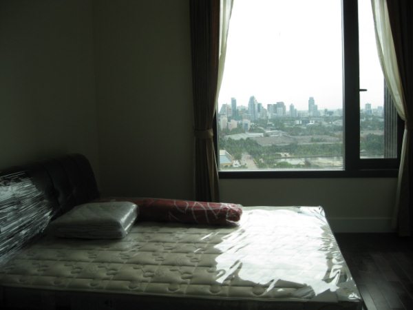 Sukhumvit.  1 Bedroom Condo / Apartment For Rent. 55sqm (id:1790)