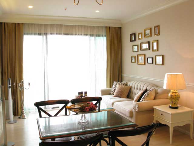 Thonglor.  1 Bedroom Condo / Apartment For Rent. 52sqm (id:1795)