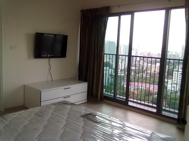 Thonglor station of BTS .  1 Bedroom Condo / Apartment For Rent. 60sqm (id:1826)