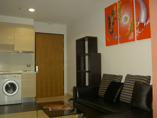 Sukhumvit.  1 Bedroom Condo / Apartment For Rent. 40sqm (id:1969)