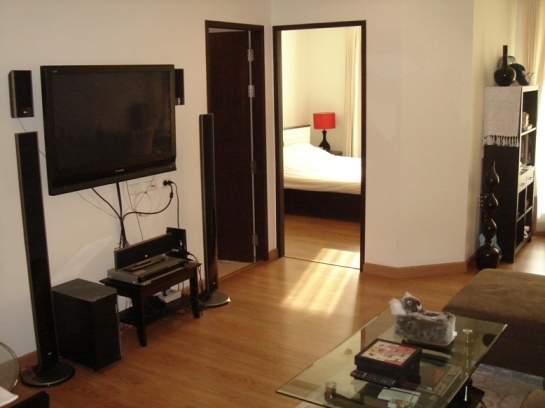 Ekamai BTS.  1 Bedroom Condo / Apartment For Rent. 45sqm (id:2010)