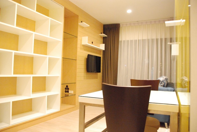 Thonglor station of BTS .  1 Bedroom Condo / Apartment For Rent. 45sqm (id:2027)