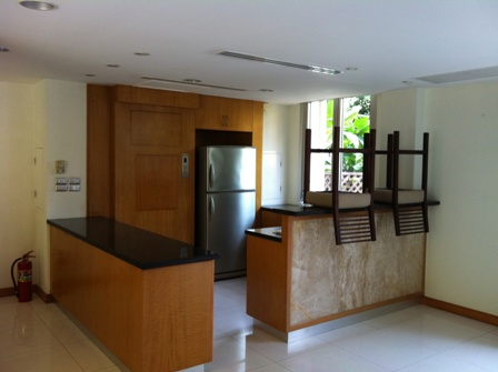 Yenakard.  3 Bedrooms Townhouse For Rent. 320sqm (id:2234)