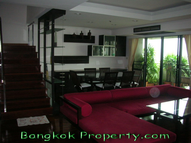 Sukhumvit.  2 Bedrooms Condo / Apartment To Buy. 195sqm (id:199)